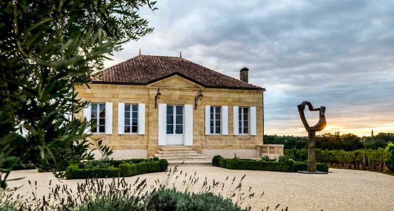 Le Gay-chateau